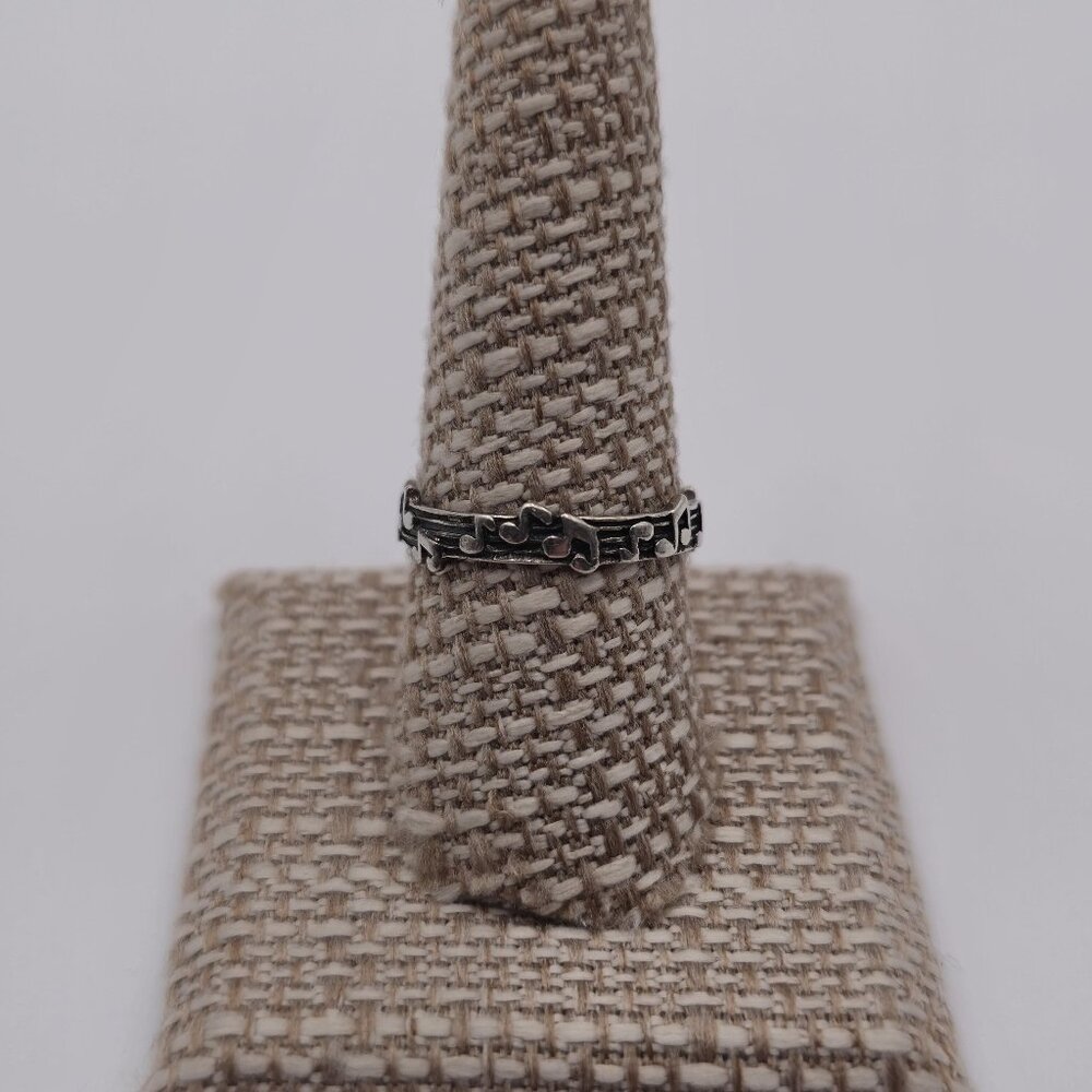 Size 9 Sterling Silver Cute Music Notes Ring A1995